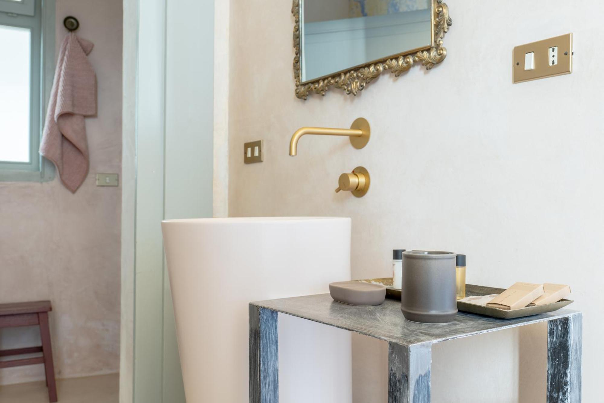 Bed and Breakfast Palazzo Angelica - Luxury Retreat Otranto Джурдіньяно Екстер'єр фото